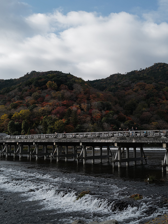 渡月橋 秋 京都