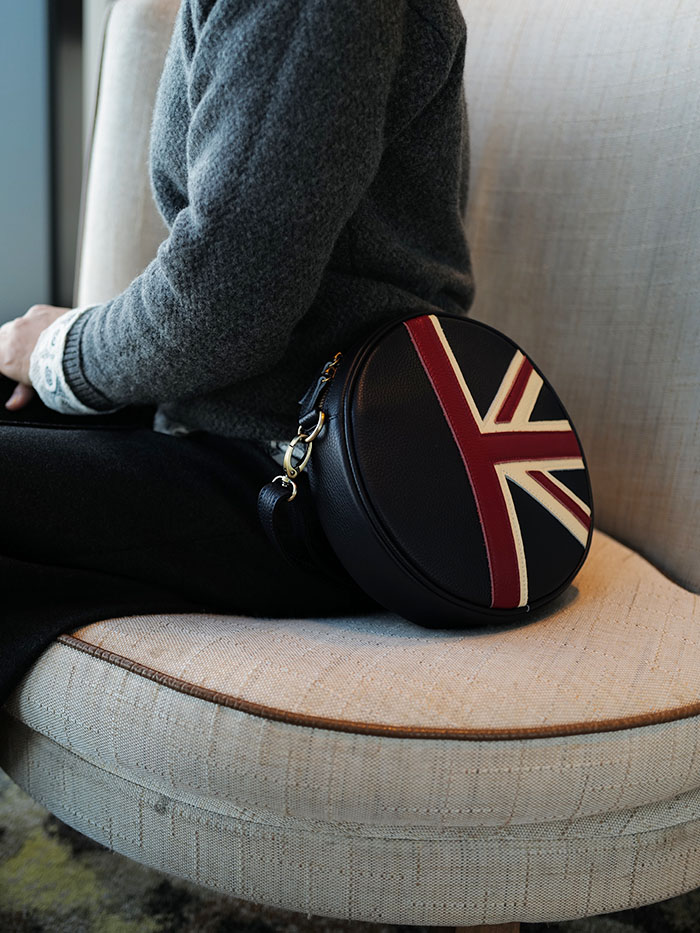 アフタヌーンティーとノートルファボリのショルダーバッグ