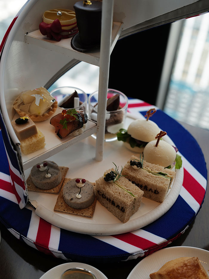 ホテルで味わうイギリス伝統のアフタヌーンティー