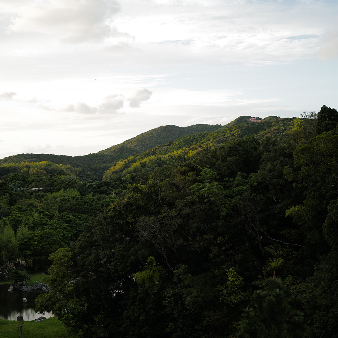 刻一刻と色が移ろう夕暮れの伊勢志摩の空
