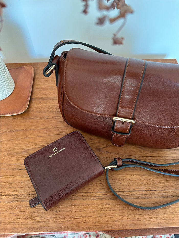 ノートルファボリのトートバッグ・ロシェル・ゼンの編み込みハンドルディテール