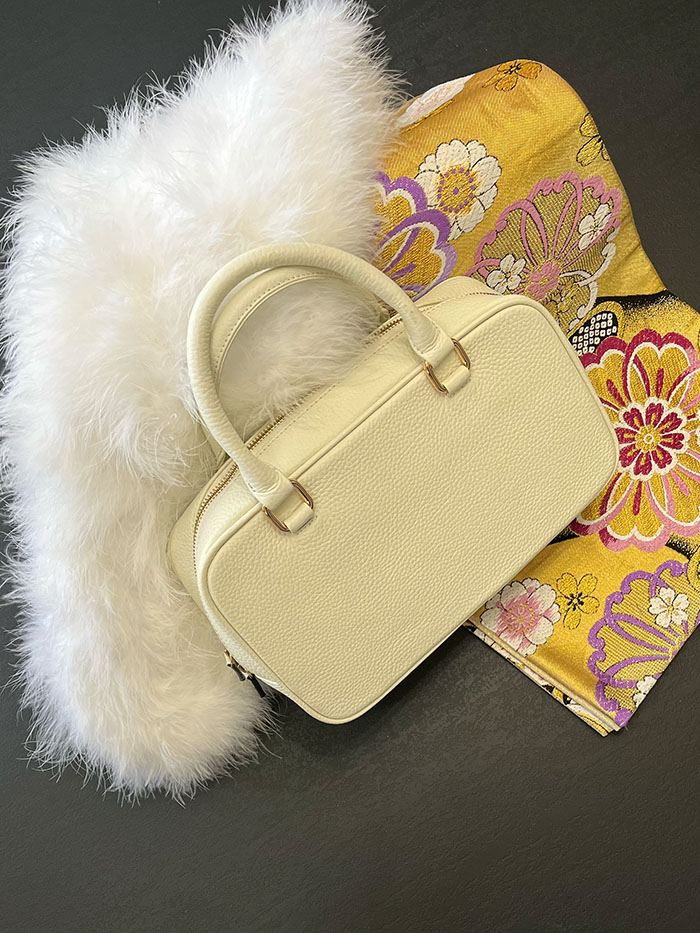 成人式の振袖や訪問着にも合うノートルファボリのハンドバッグ シモーヌ