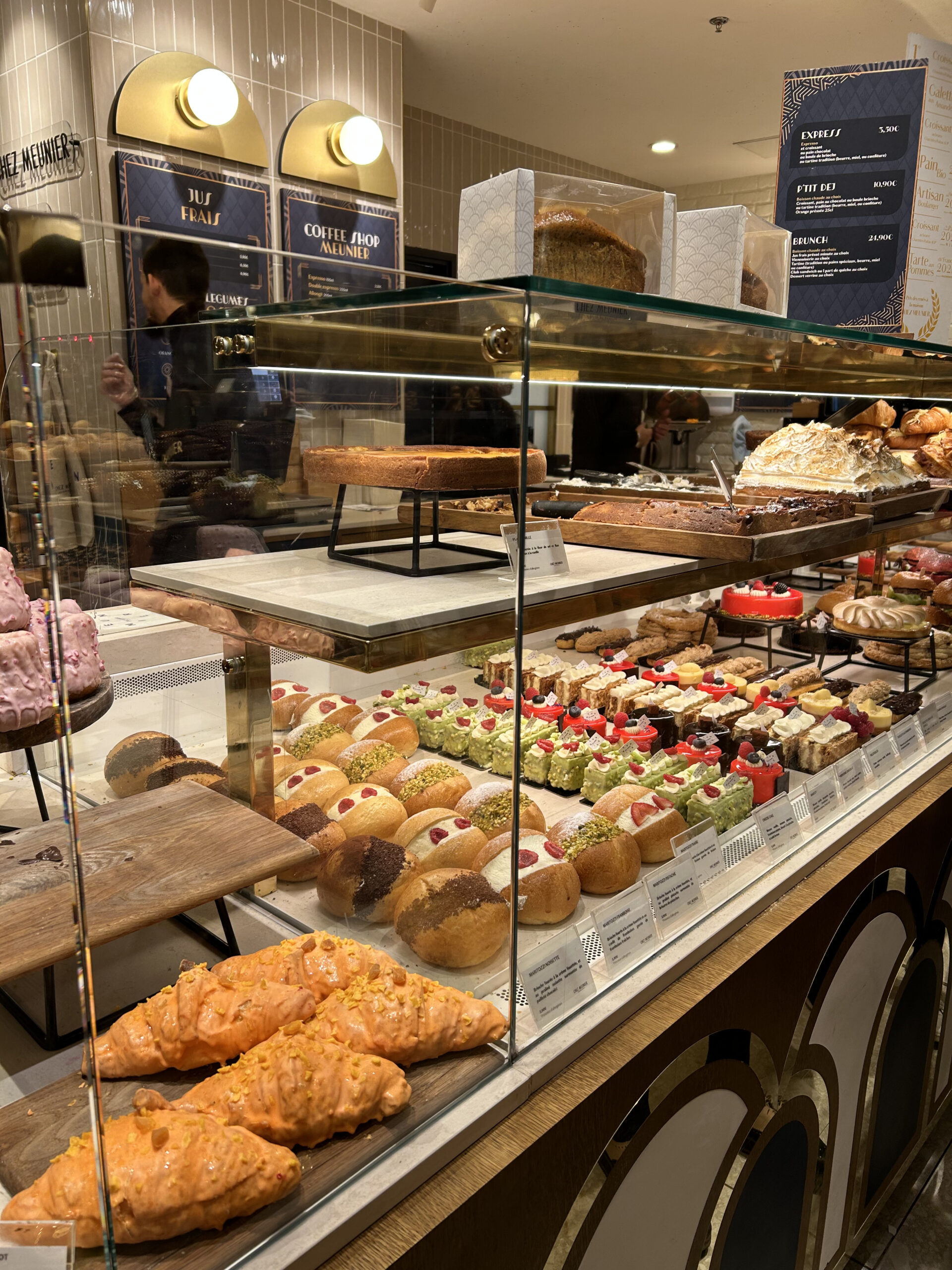 パリのデパート